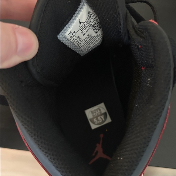 Air Jordan 1 Mids “Bred” - Picture 5 of 5